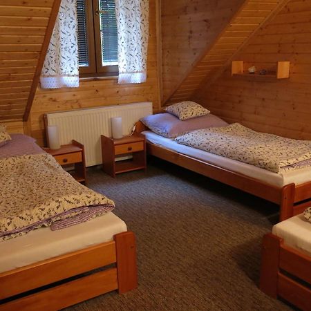 Roubenka U Mlyna Hotel Dasice Ngoại thất bức ảnh